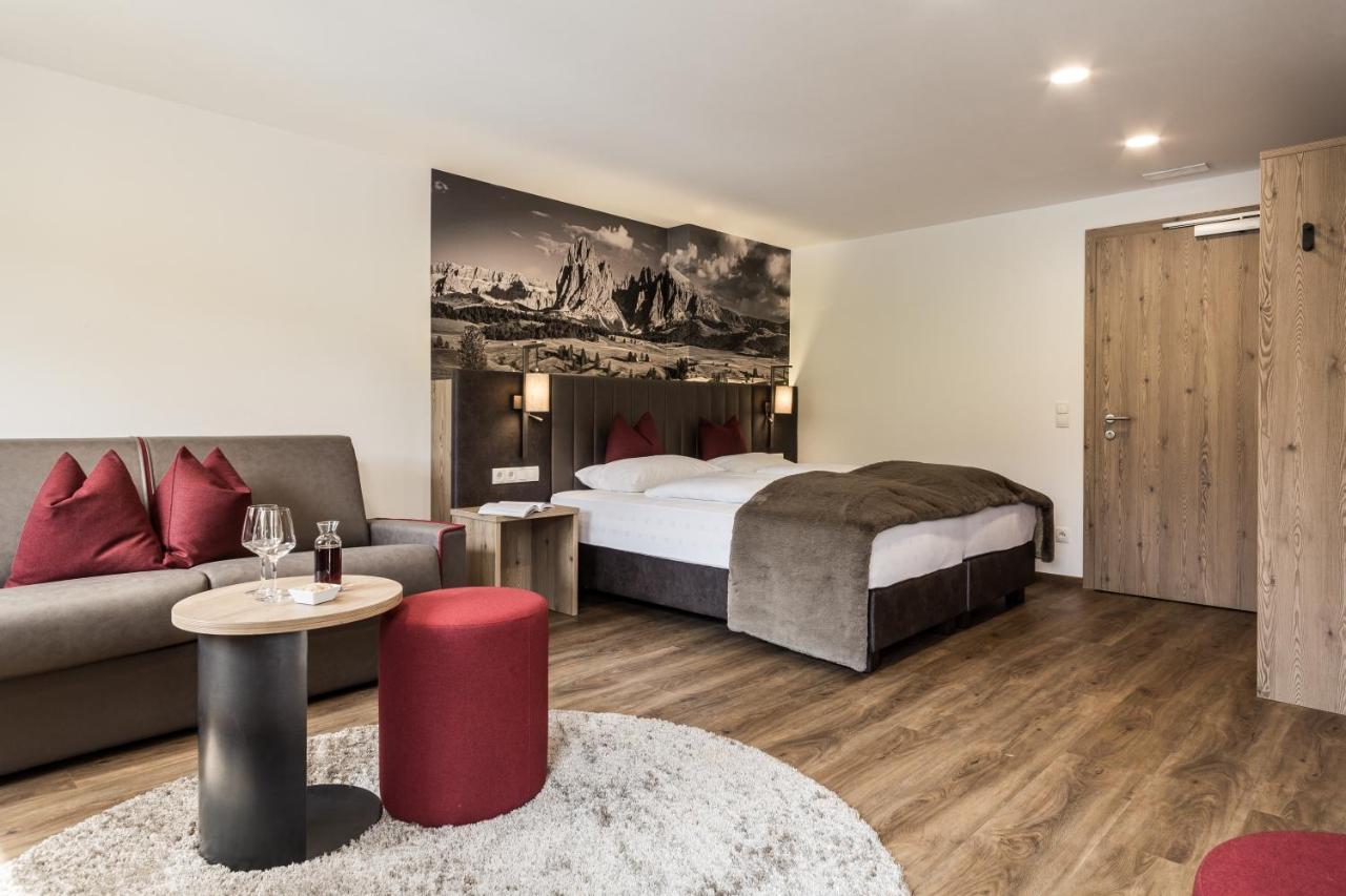 Hotel Zum Loewen - Al Leone ميلتينا المظهر الخارجي الصورة